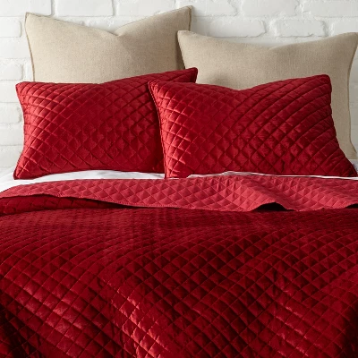 Red Velvet Holiday Quilt Set - Levtex Home 1 Red Velvet Holiday Quilt Set - Levtex Home