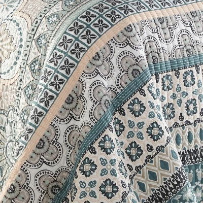 Addie Floral Quilt And Pillow Sham Set - Levtex Home 4 Addie Floral Quilt And Pillow Sham Set - Levtex Home - Image 4