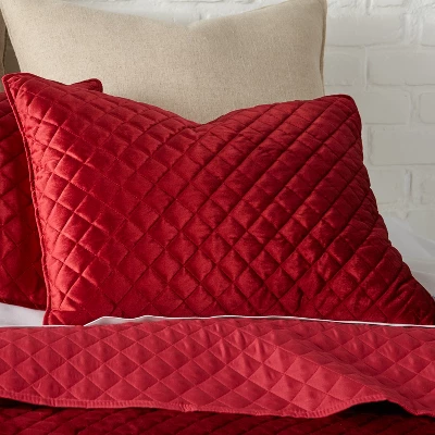 Red Velvet Holiday Quilt Set - Levtex Home 2 Red Velvet Holiday Quilt Set - Levtex Home - Image 2