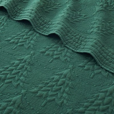 O Christmas Tree Quilted Throw - Levtex Home 3 O Christmas Tree Quilted Throw - Levtex Home - Image 3